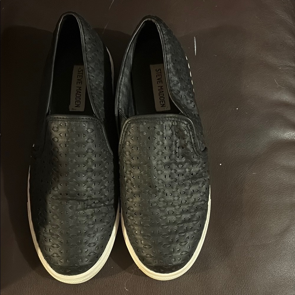 Steve Madden Black Loafers Slip-On Comfort